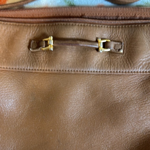 Etienne aigner genuine leather Crossbody bag - Picture 3 of 7